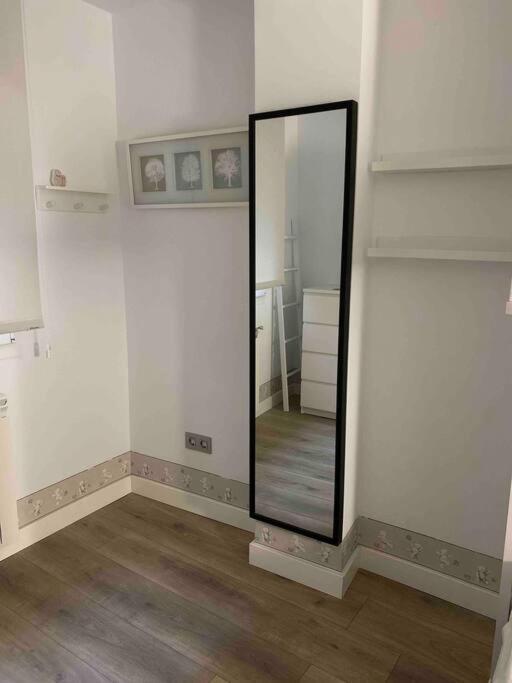 Apartamento A 100Metros De La Playa De San Lorenzo Gijón Exterior foto