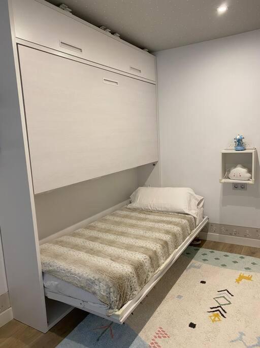Apartamento A 100Metros De La Playa De San Lorenzo Gijón Exterior foto