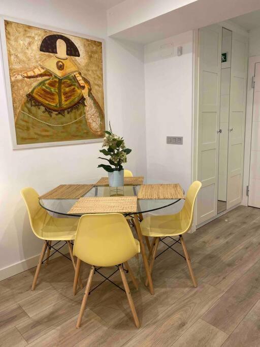 Apartamento A 100Metros De La Playa De San Lorenzo Gijón Exterior foto
